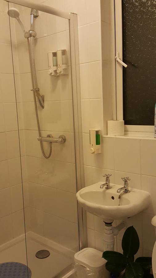بارو في فرنيس Maindee Guest House المظهر الخارجي الصورة