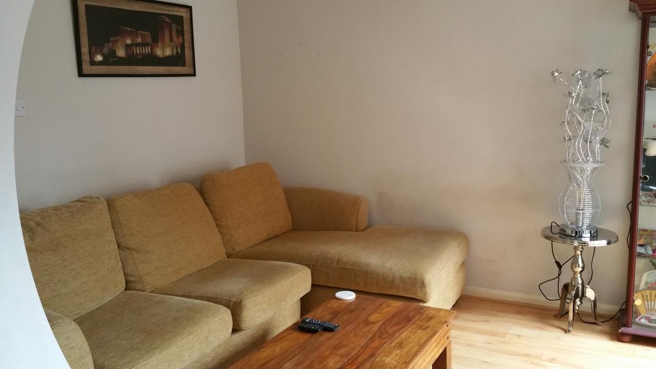 بارو في فرنيس Maindee Guest House المظهر الخارجي الصورة