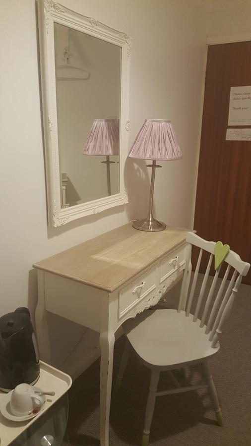 بارو في فرنيس Maindee Guest House المظهر الخارجي الصورة